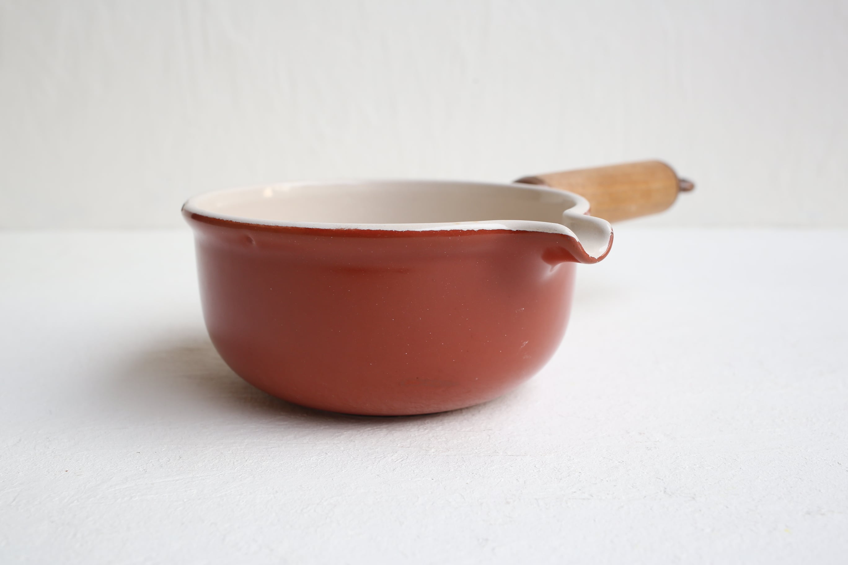 フランス アンティーク ヴィンテージ　ル・クルーゼ Le Creuset　”Mama”シリーズ ソースパン14（ブラウン） | EMUPARIS  powered by BASE