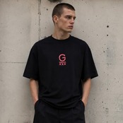 GODSIZE 2026 ANGEL'S WINGS TEE [BLACK x RED]