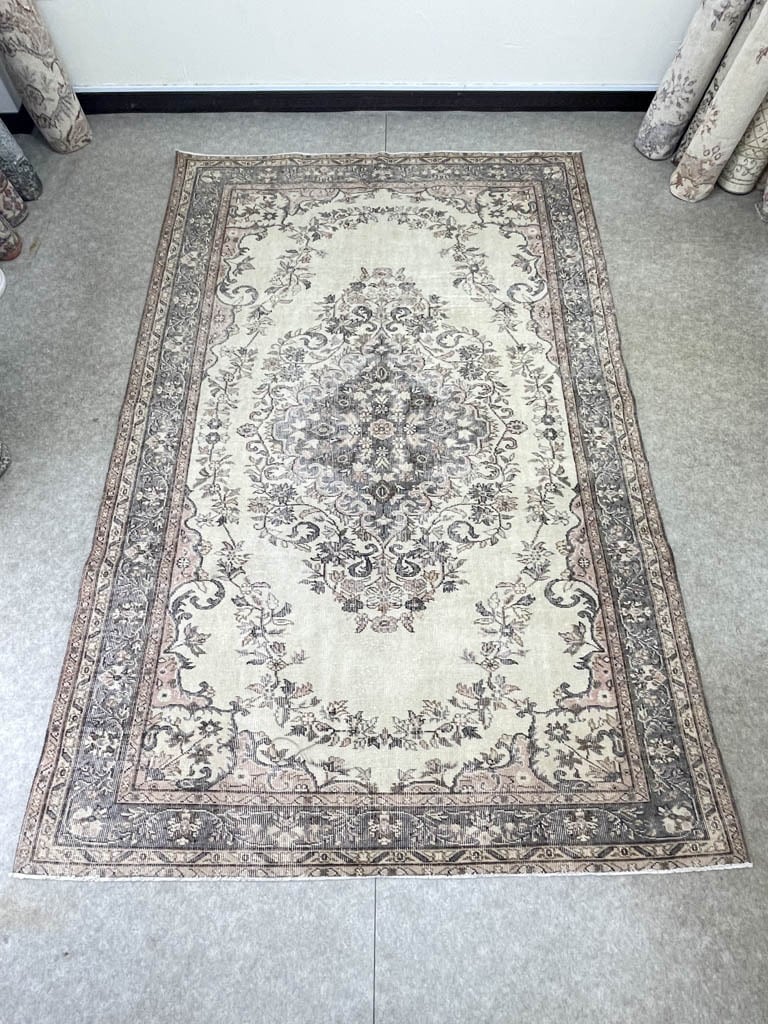 Vintage Turkish Rug 70s トルコ ラグ トルコ絨毯