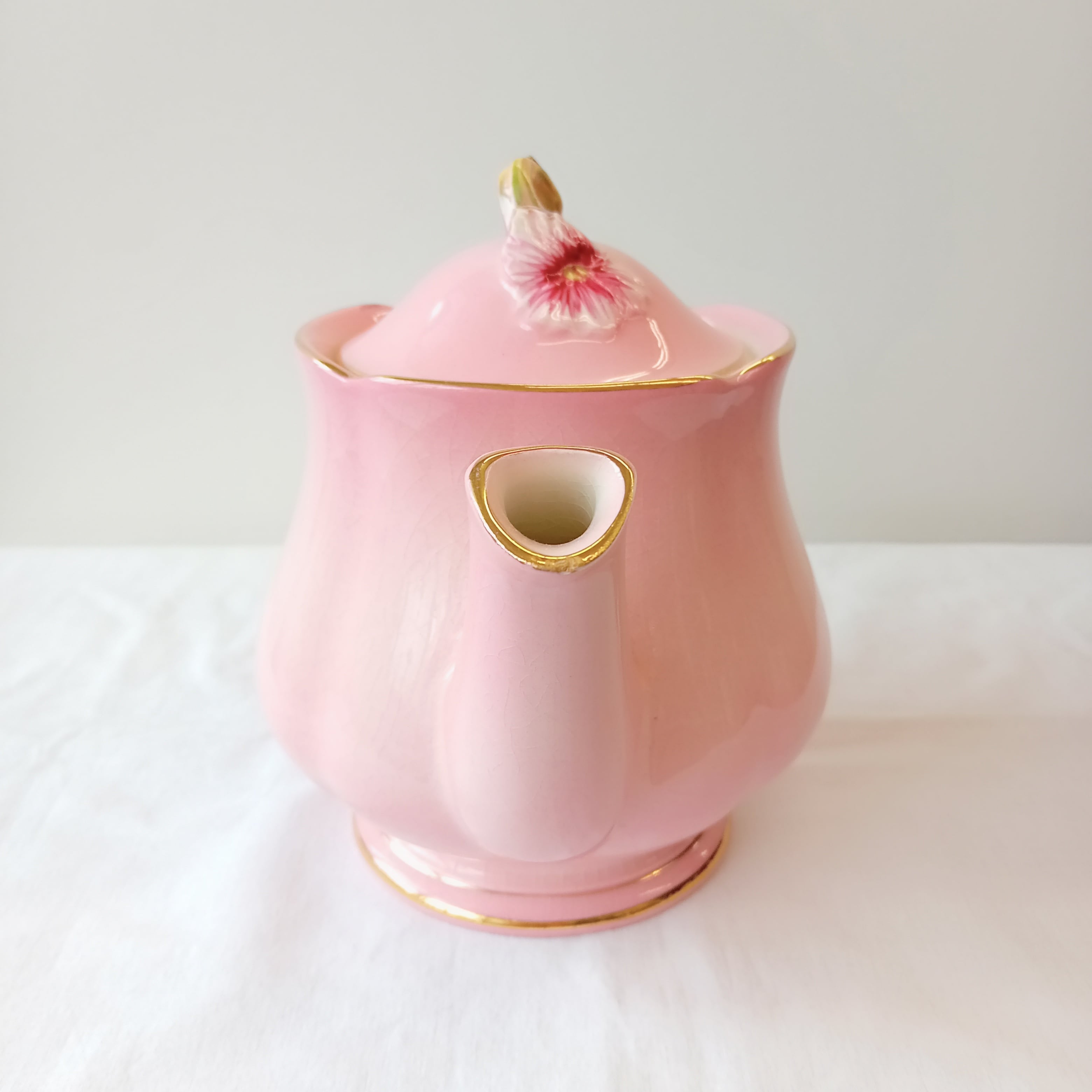 ロイヤル ウィントン ペチュニア ティーポット Royal Winton PETUNIA