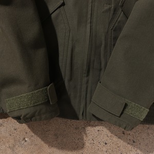美品 CWU-106/P M-R 13年納品 米軍実物 フライトジャケット 防水 GORE-TEX ゴアテックス medium regular ミディアム レギュラー
