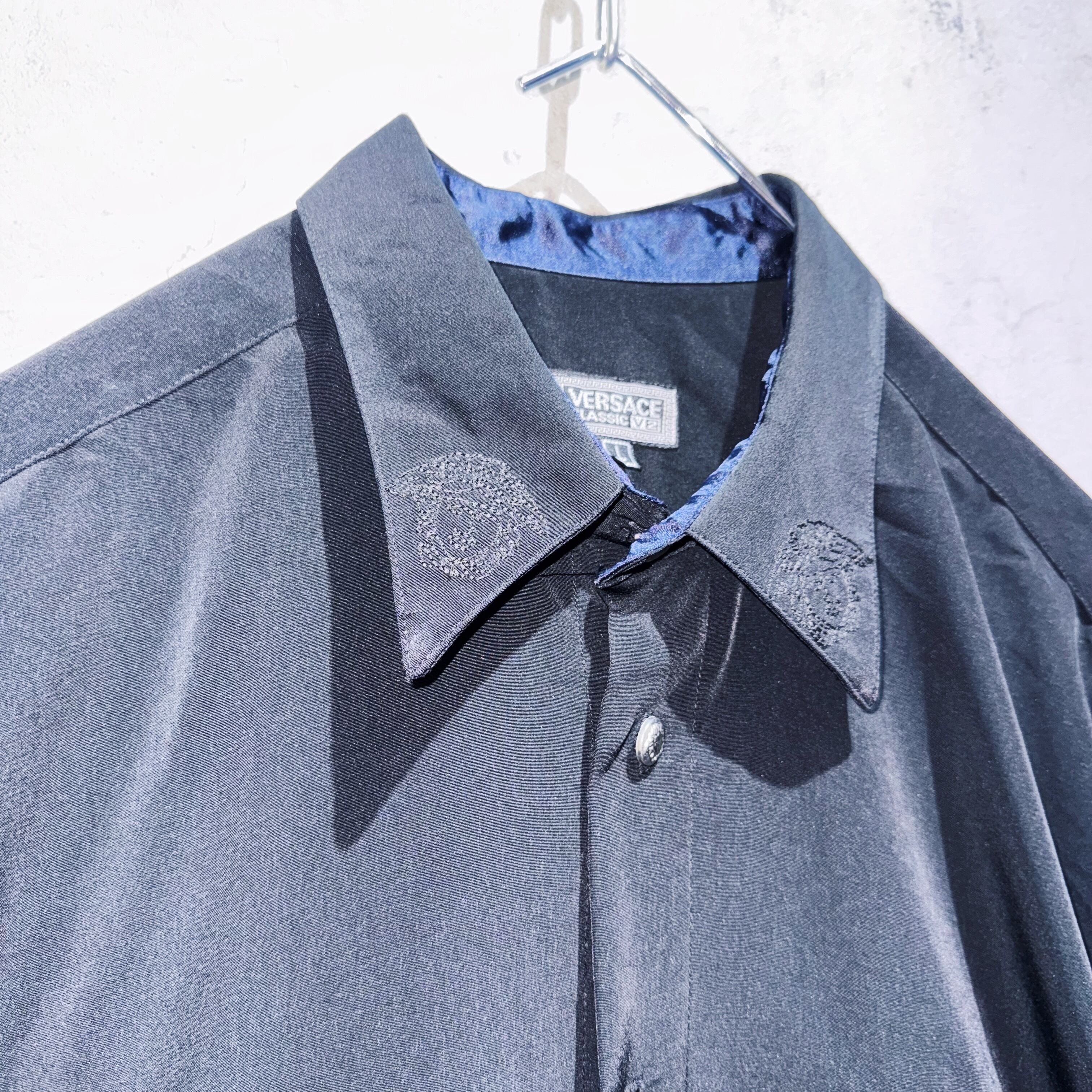 【VERSACE】ヴェルサーチ メデューサボタン デザインシャツ イタリア製 VERSACE