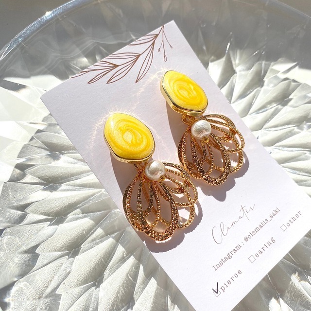 ◇D-1 変形マーブルピアス