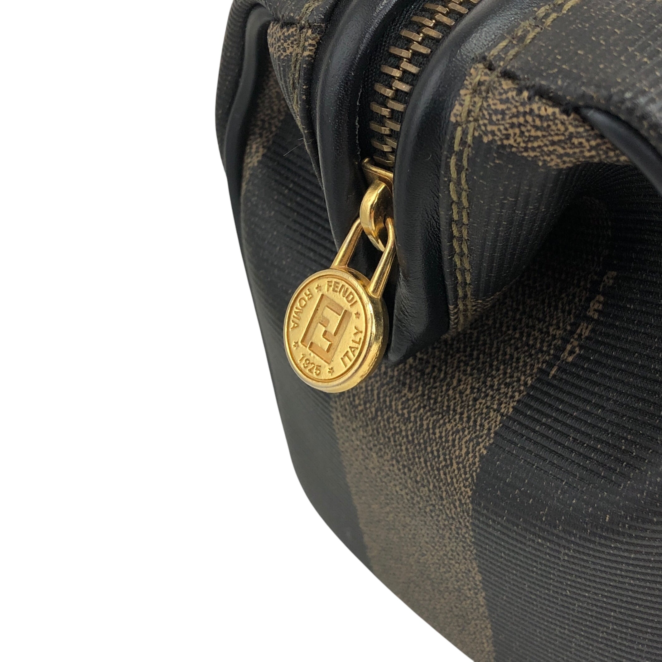 FENDI フェンディ ペカン ショルダーバッグ ブラック PVC レザー ミニ