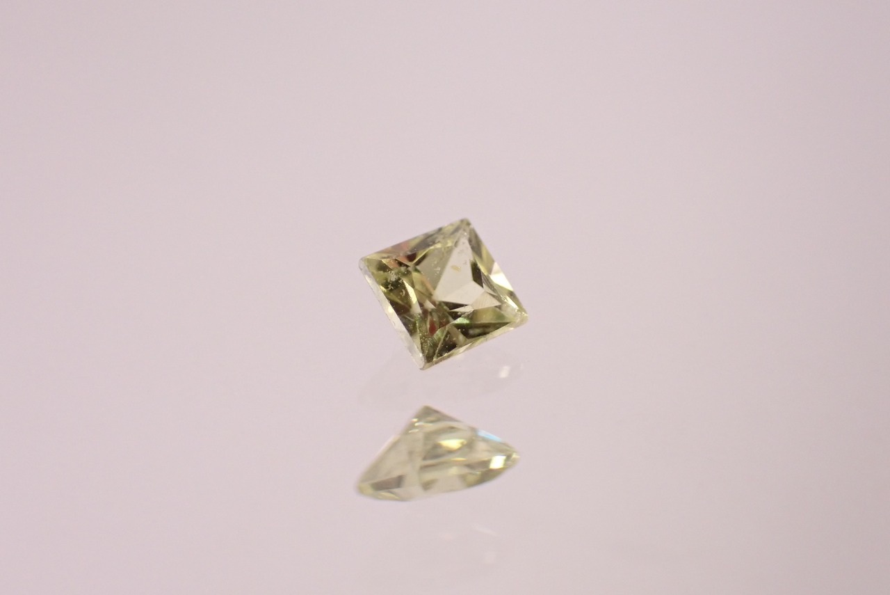 非加熱サファイア　0.18ct　[D3-72]