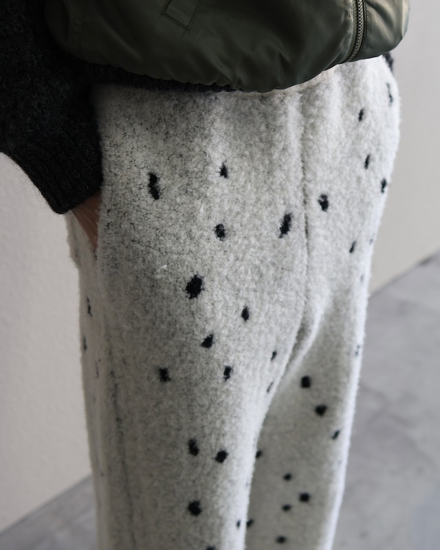 Oscar Ouyang AW25/Black spotted cream wool fleece knit joggers