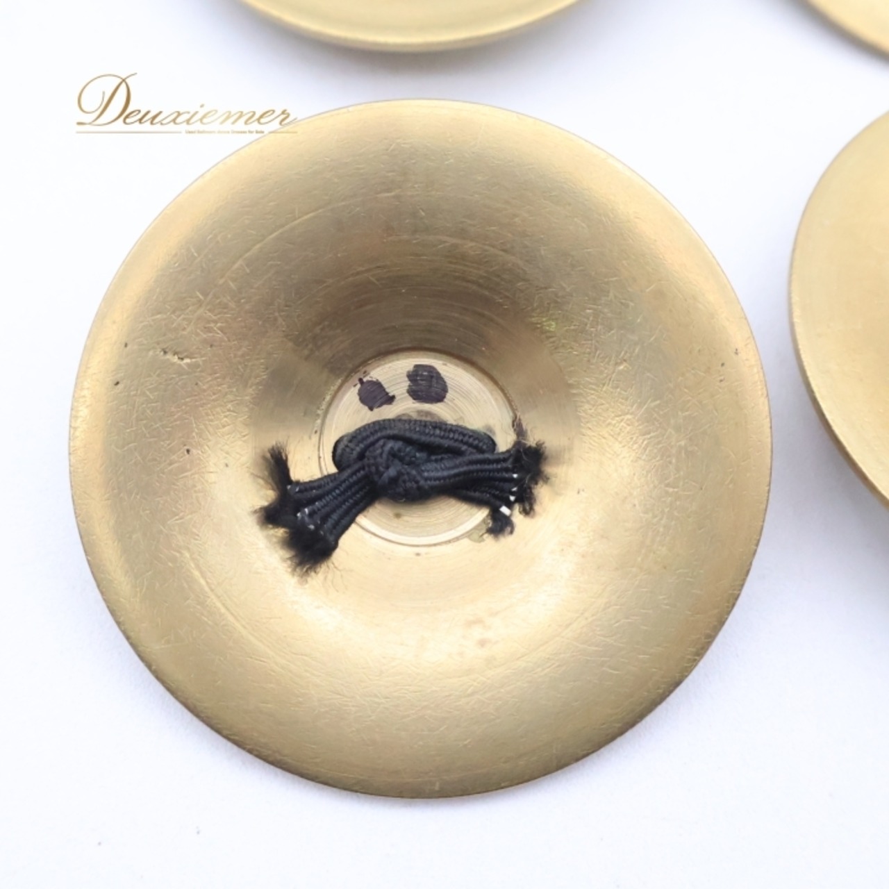 ベリーダンス ジル フィンガーシンバル ミニシンバル 小物 小道具 ゴールド系 金 楽器 ペア 両手 柄 模様 民族舞踊 発表会 舞台 イベント ゴールド フィンガーシンバル 小型 デザイン ダンス小道具 イベント用 伝統舞踊 ステージ