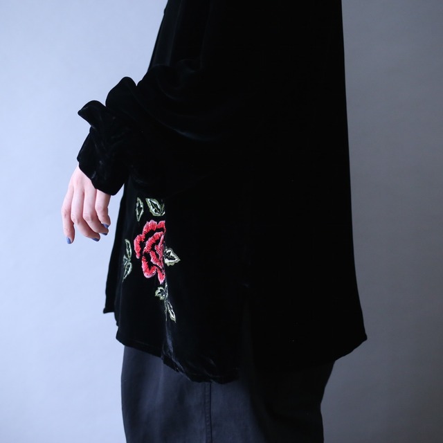 "刺繍×薔薇" asymmetry design loose silhouette black velours shirt