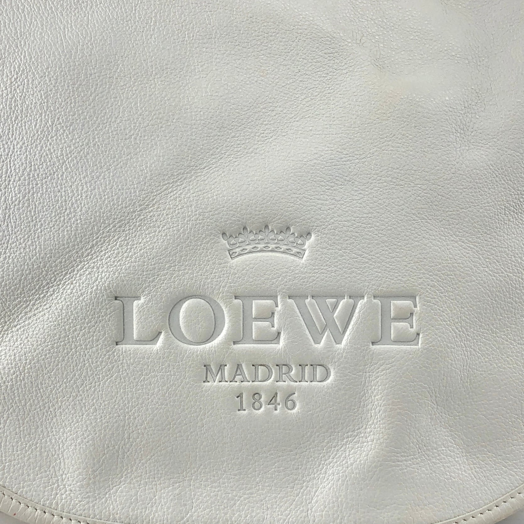 LOEWE ロエベ ヘリテージ ショルダーバッグ ホワイト ホワイト レザー