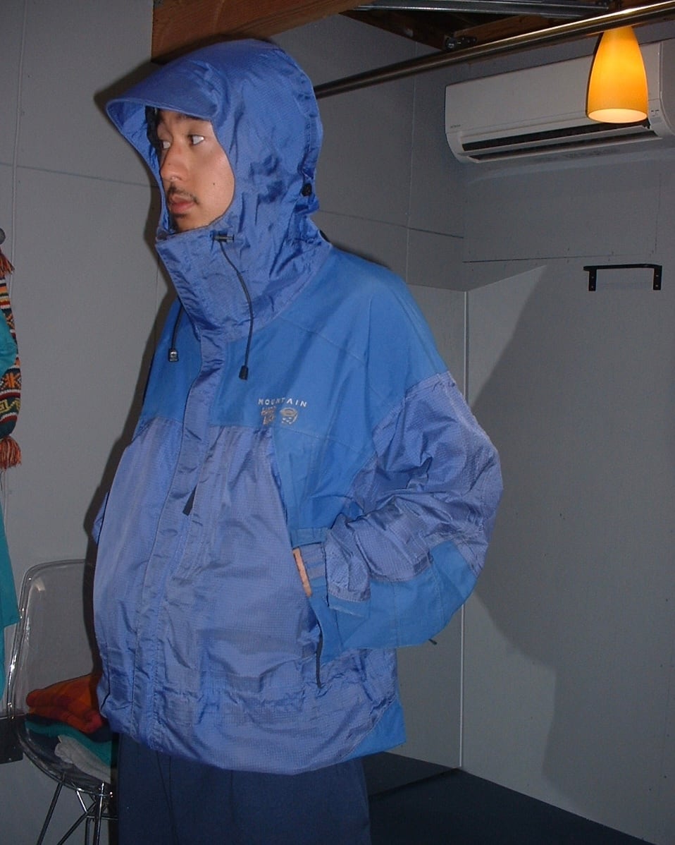 中古 Mountain Hardwear リップストップ プリマロフト ダウン L 【公式 