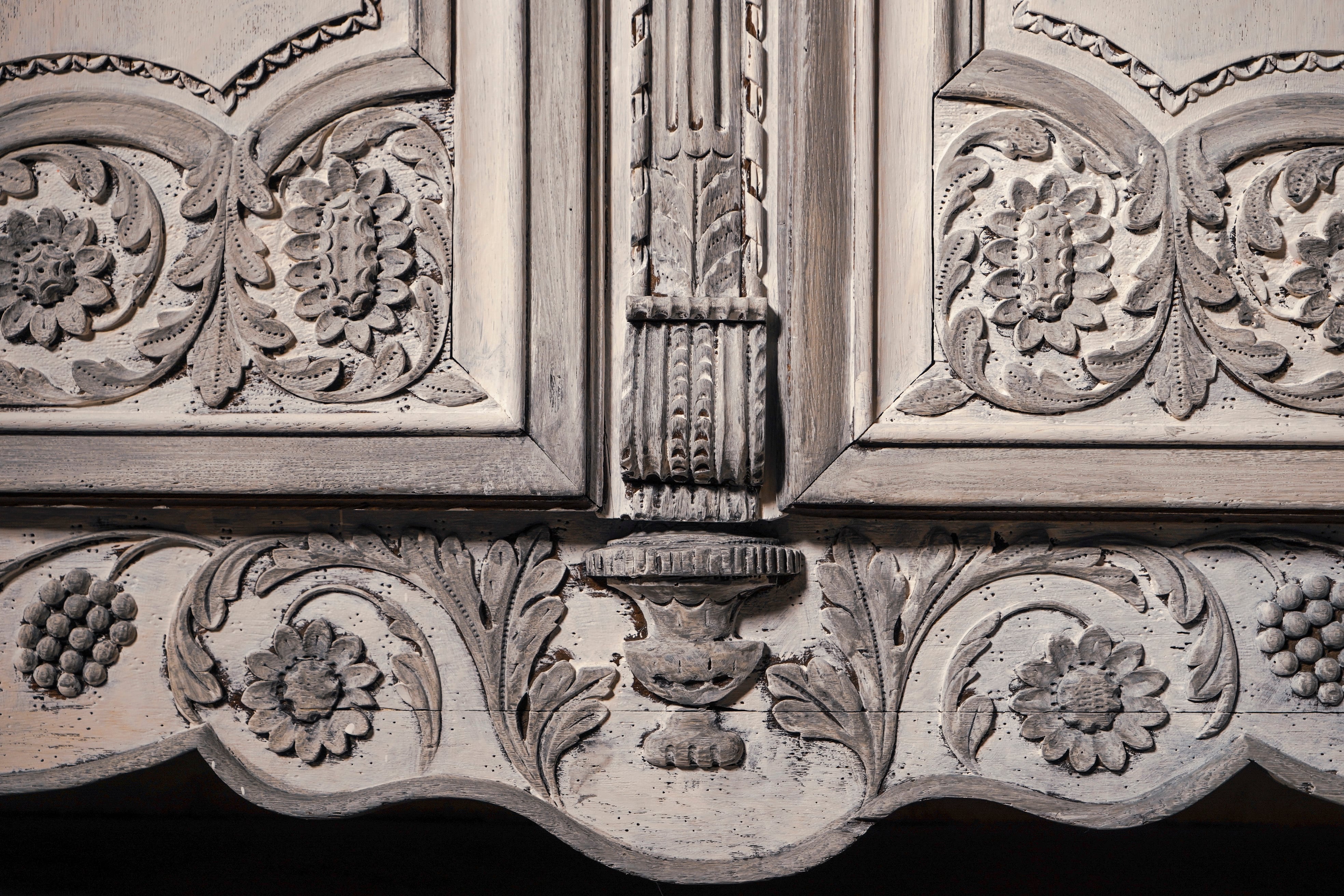 フランスアンティーク 木彫りのキャビネット装飾 レリーフ 木製 ミラー 飾り フランスアンティーク 木彫りのキャビネット装飾 レリーフ 木製