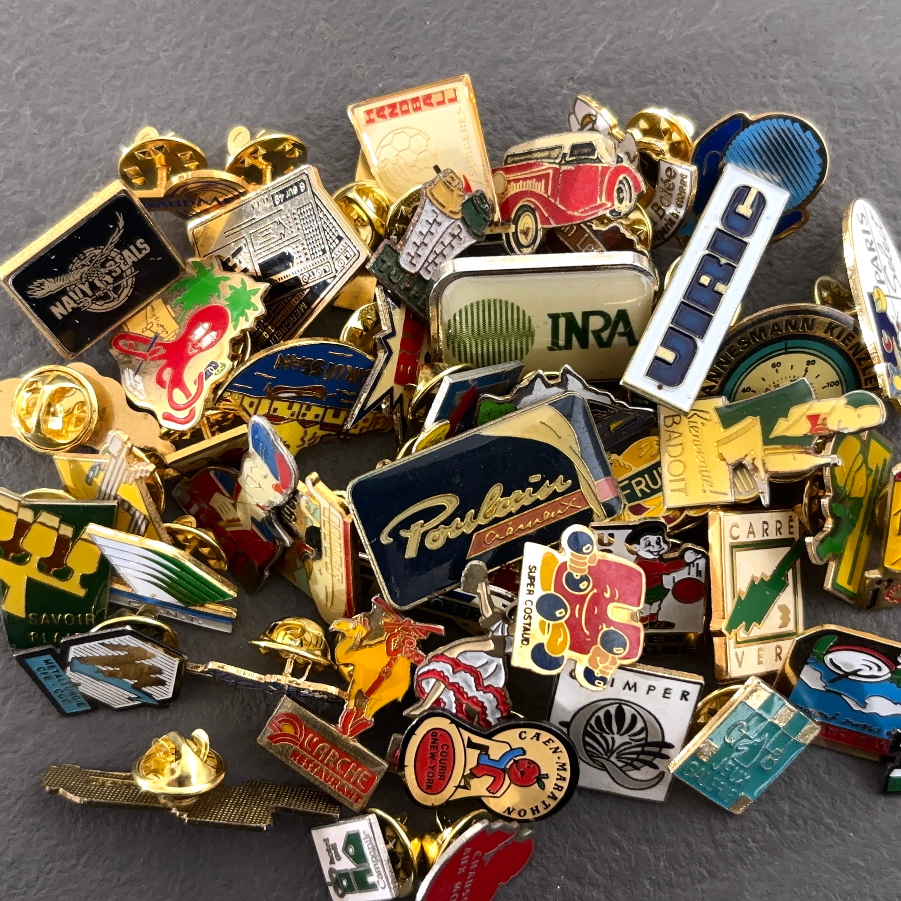 ピンバッジ／ピンズ／450個OVER／VINTAGE フランス ピンズ | べるりんのーと ANTIQUE & VINTAGE