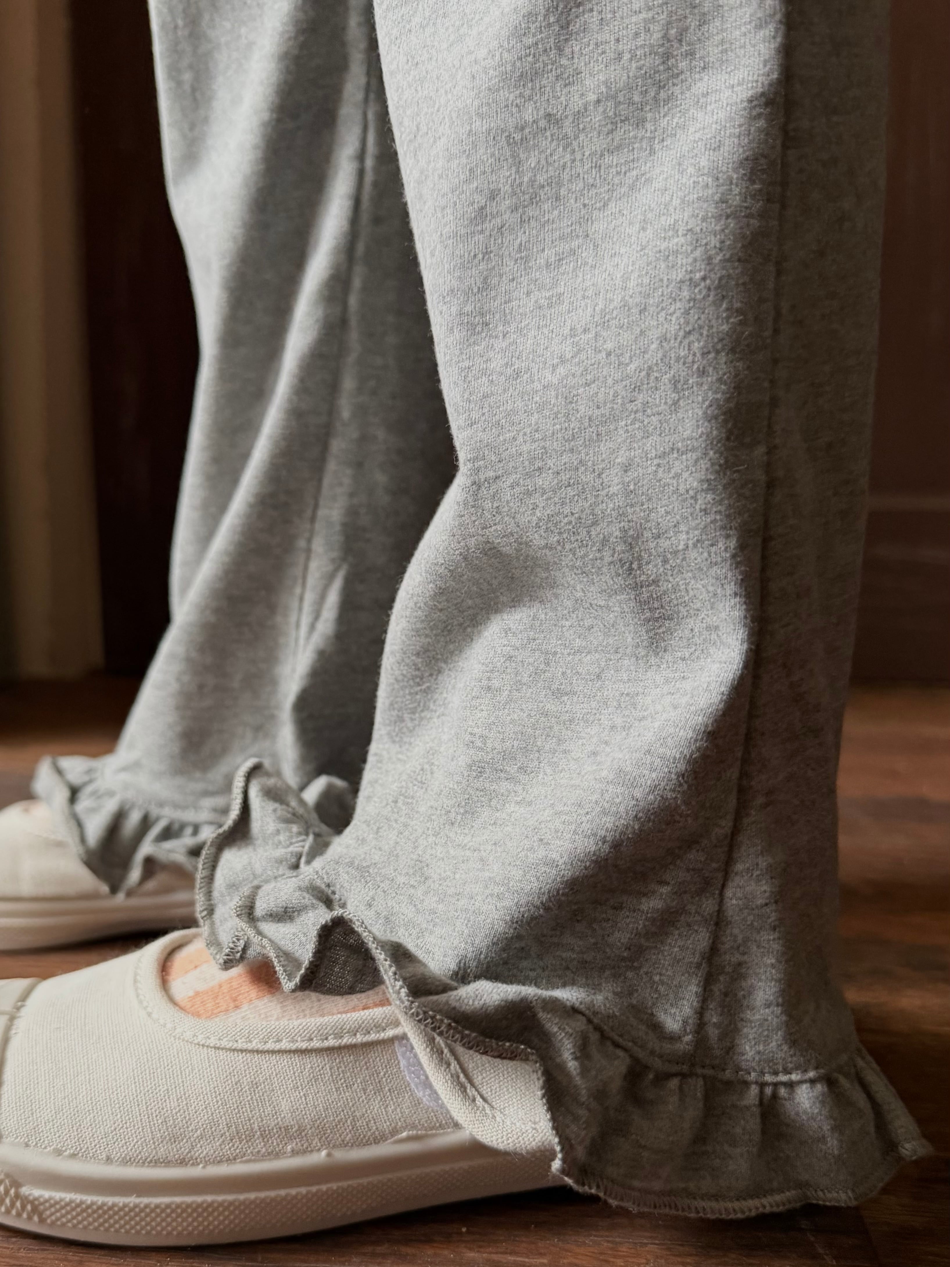 フリルグレー コットンパンツ（100〜130cm）4347