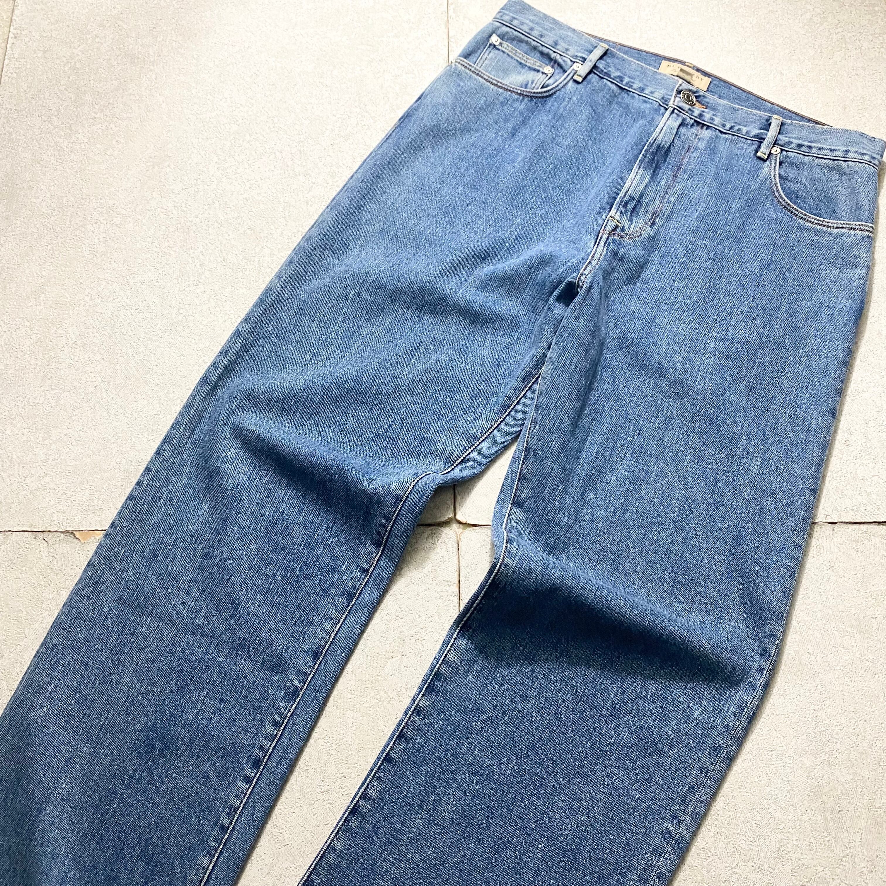 BURBERRY LONDON ENGLAND logo print denim pants | NOIR ONLINE