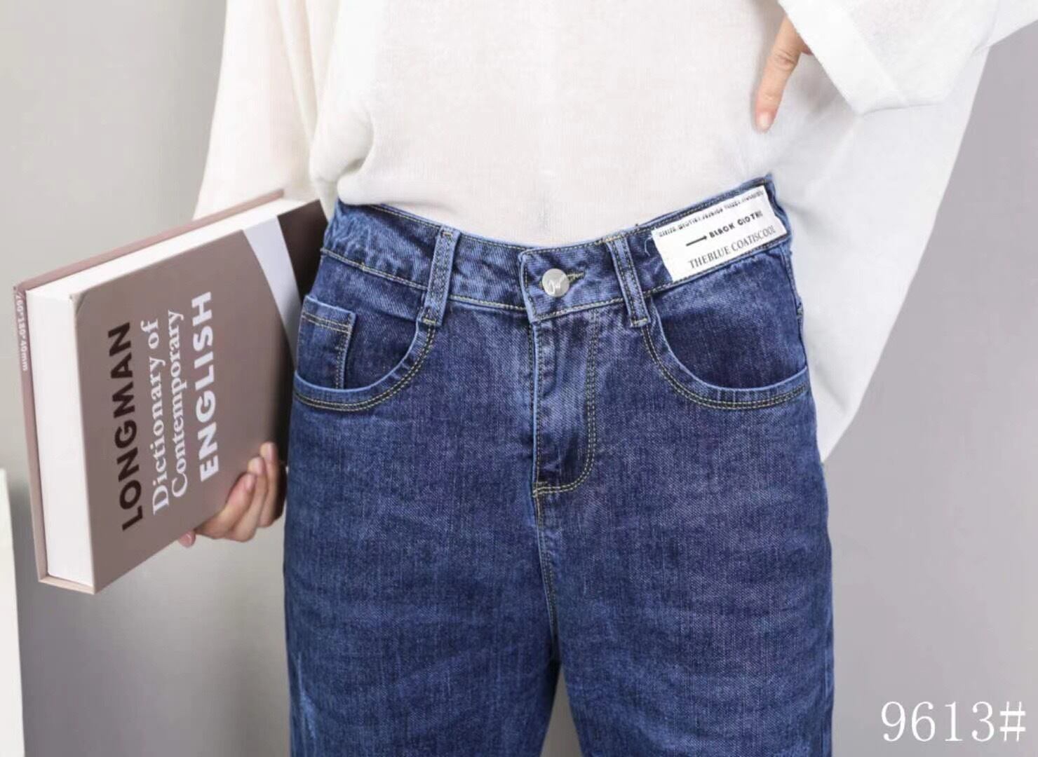 ストレートデニムパンツ