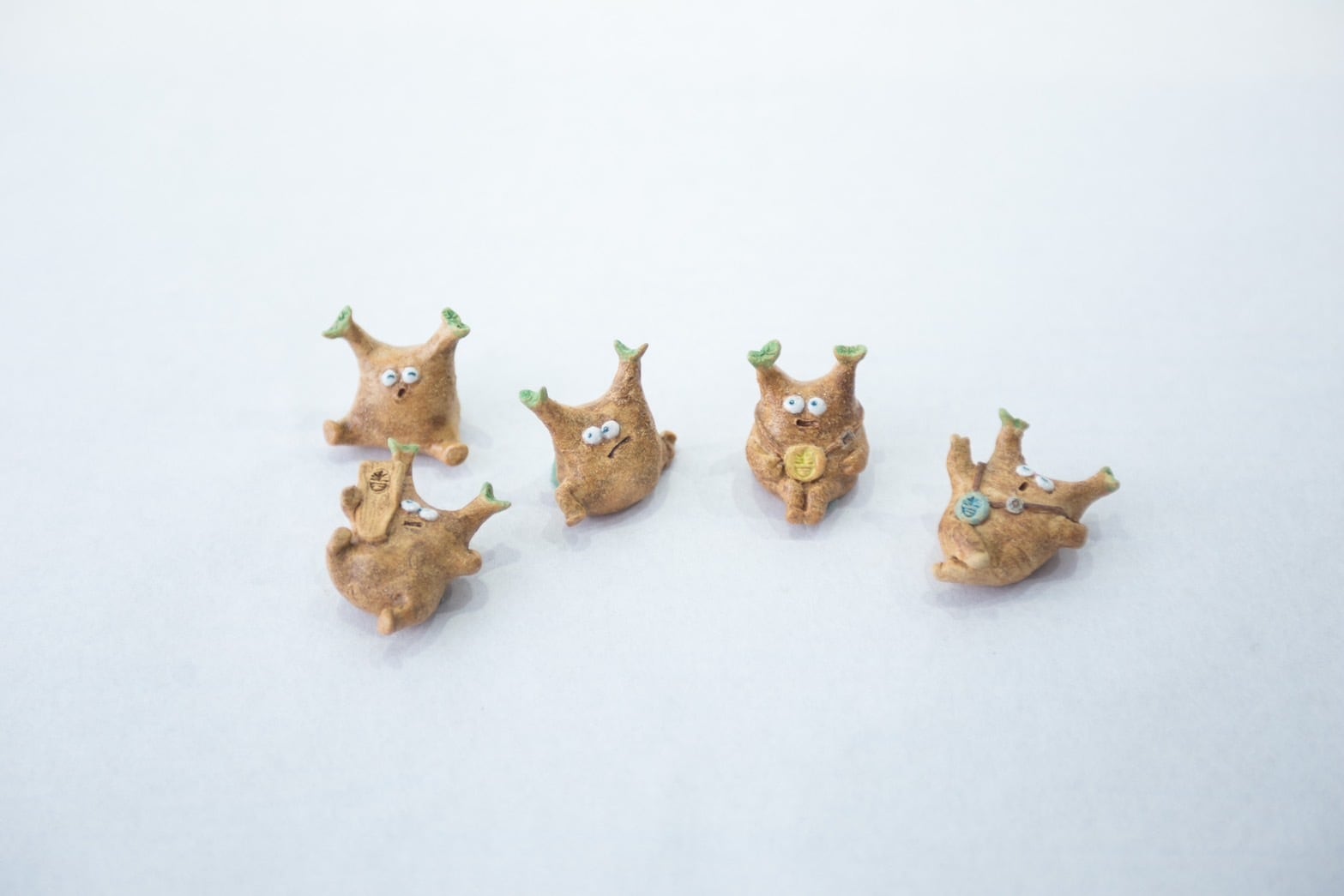 【新作】陶器製 グラキリス ミニフィギュア 1【陶芸家 嵩下 花奈子】