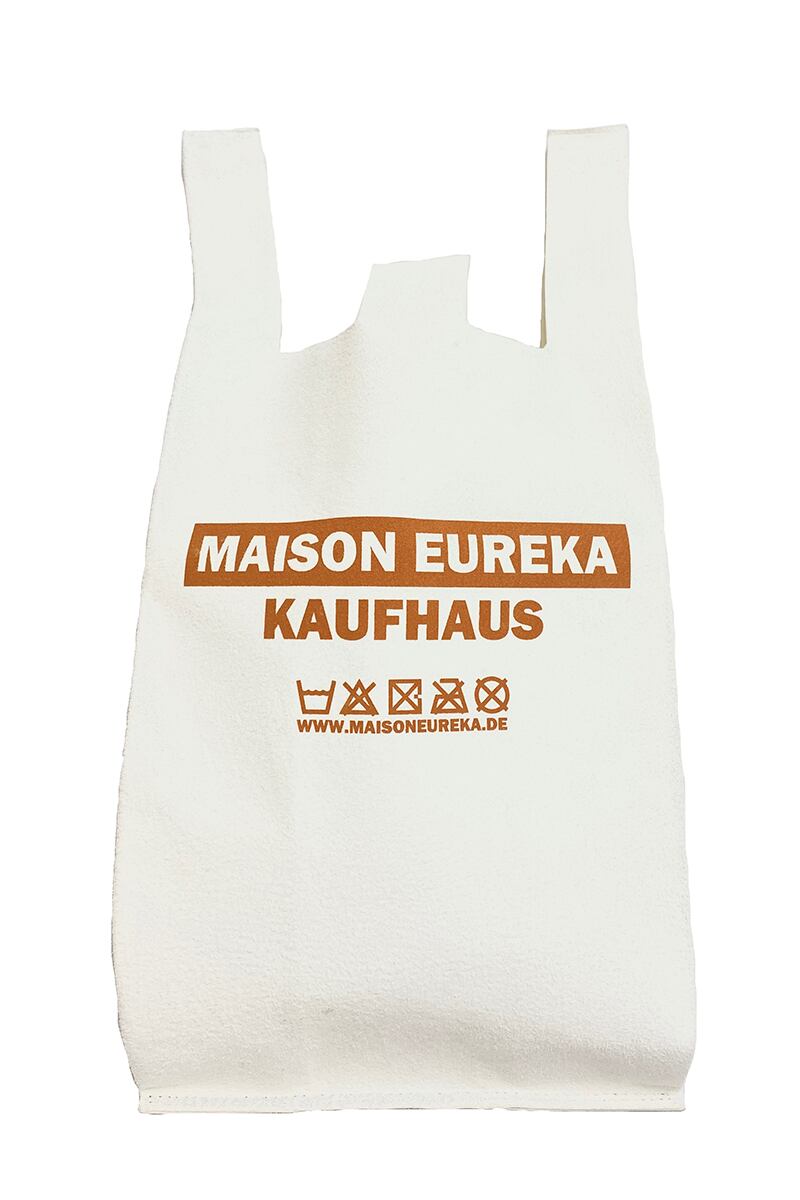 MAISON EUREKA | WANTS AND FREE