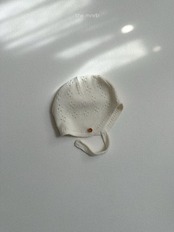 minirobe 26/SS Round bonnet