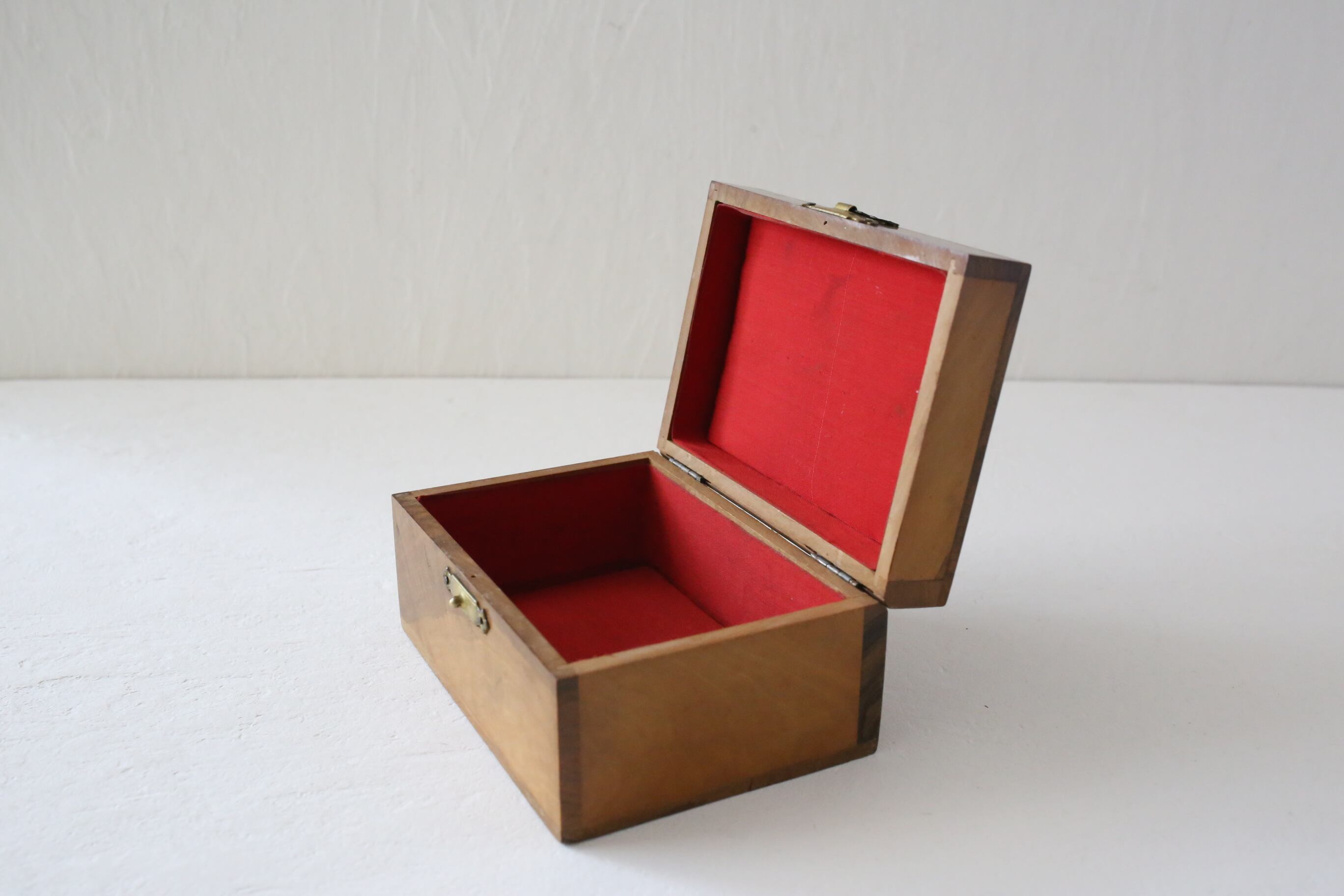 フランス アンティーク モシュリンヌ ボックス 『Marseille