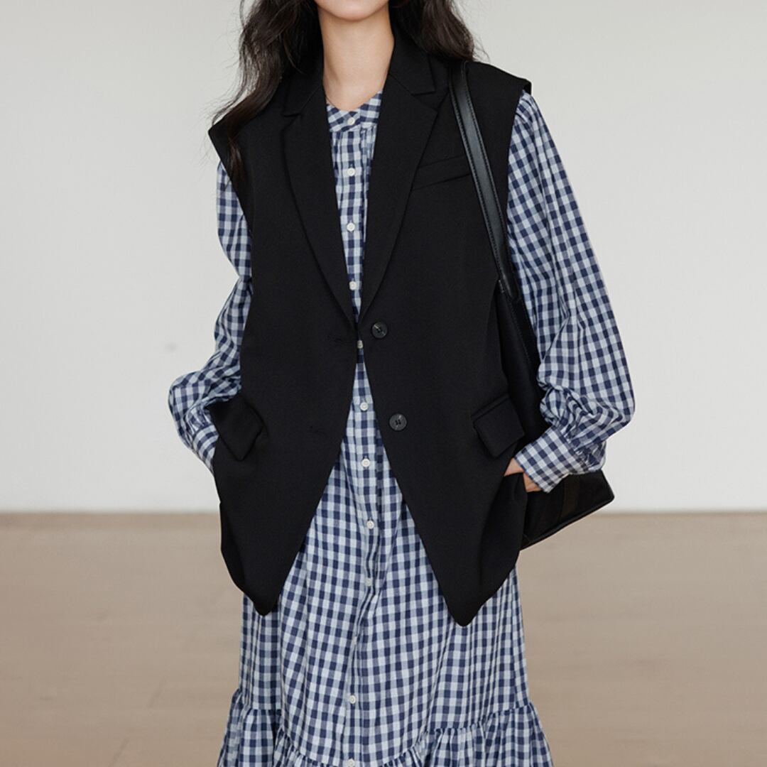 mid length sleeveless vest