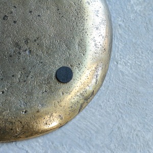 北欧を感じる模様がかわいい、りんごのプレート