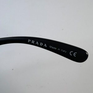 PRADA プラダ サングラス ブラック A-8248