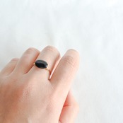 オニキス　だえん　ゴールドの指輪