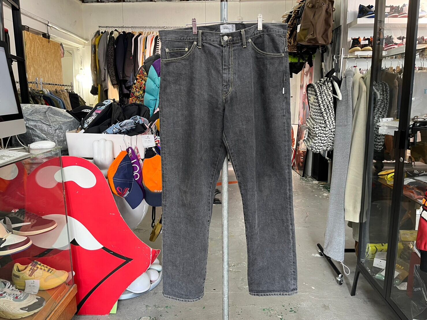 WTAPS BLUES BAGGY 02 TROUSERS DENIM BLACK 04 212WVDT-PTM06 53318 