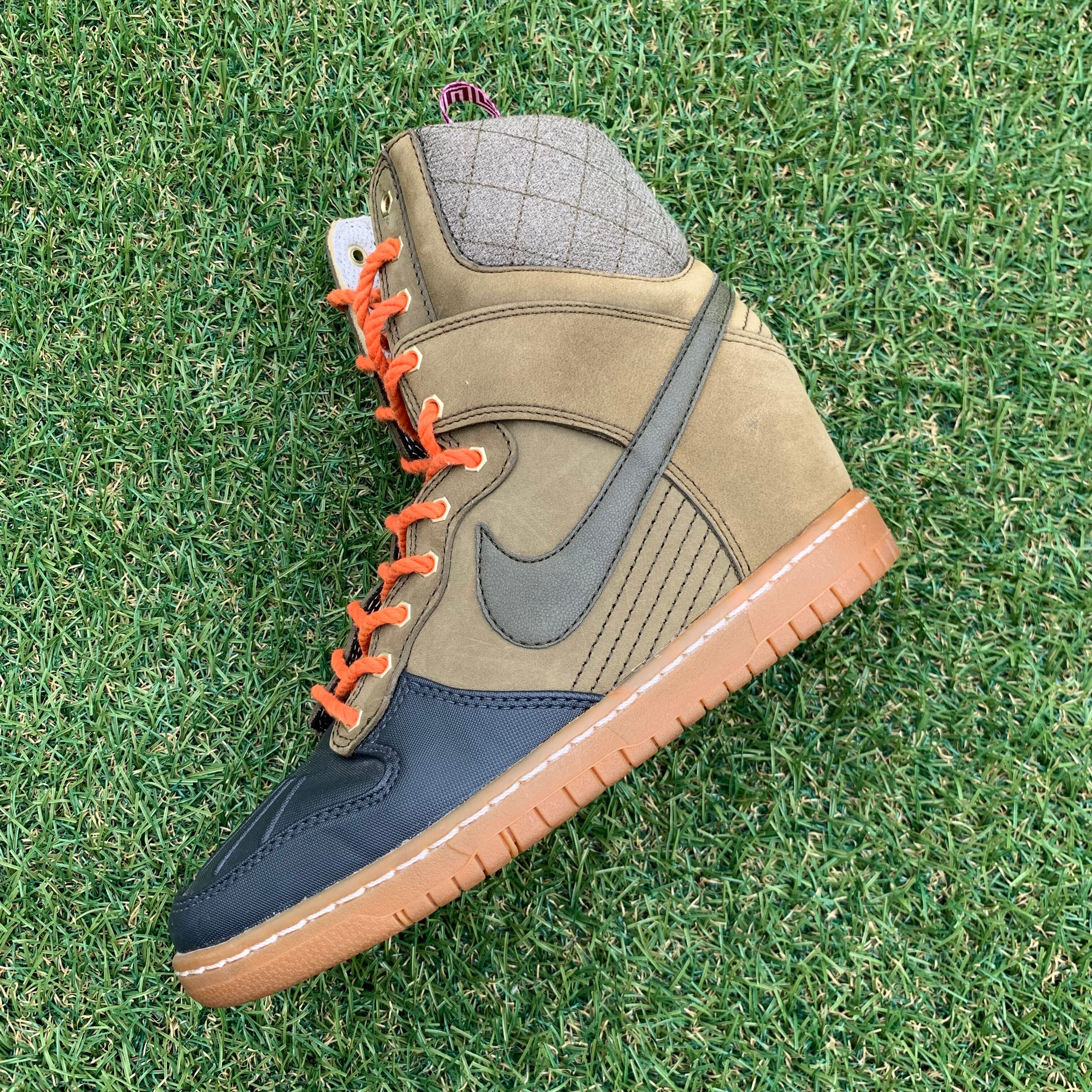 NIKE ダンクスカイハイ NIKE（ナイキ） ダンク Dunk Sky Hi Essential Wedge Heel Shoes
