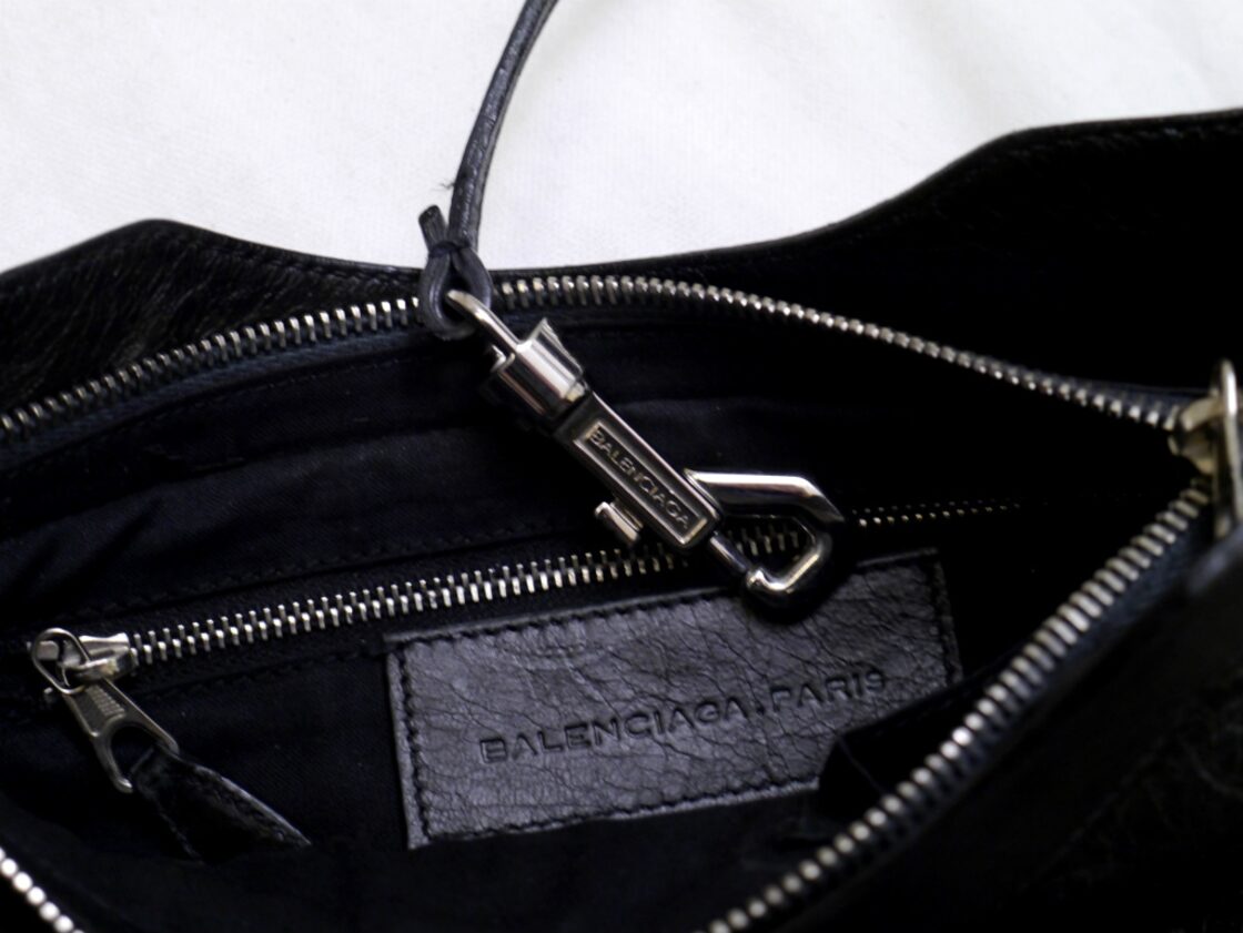 定番◇BALENCIAGA バレンシアガ 男女可 ジャイアントヒップ クロス 