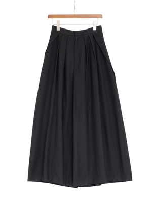 PANO-PT-039 ∫ OVER TUCK PANTS_BLACK