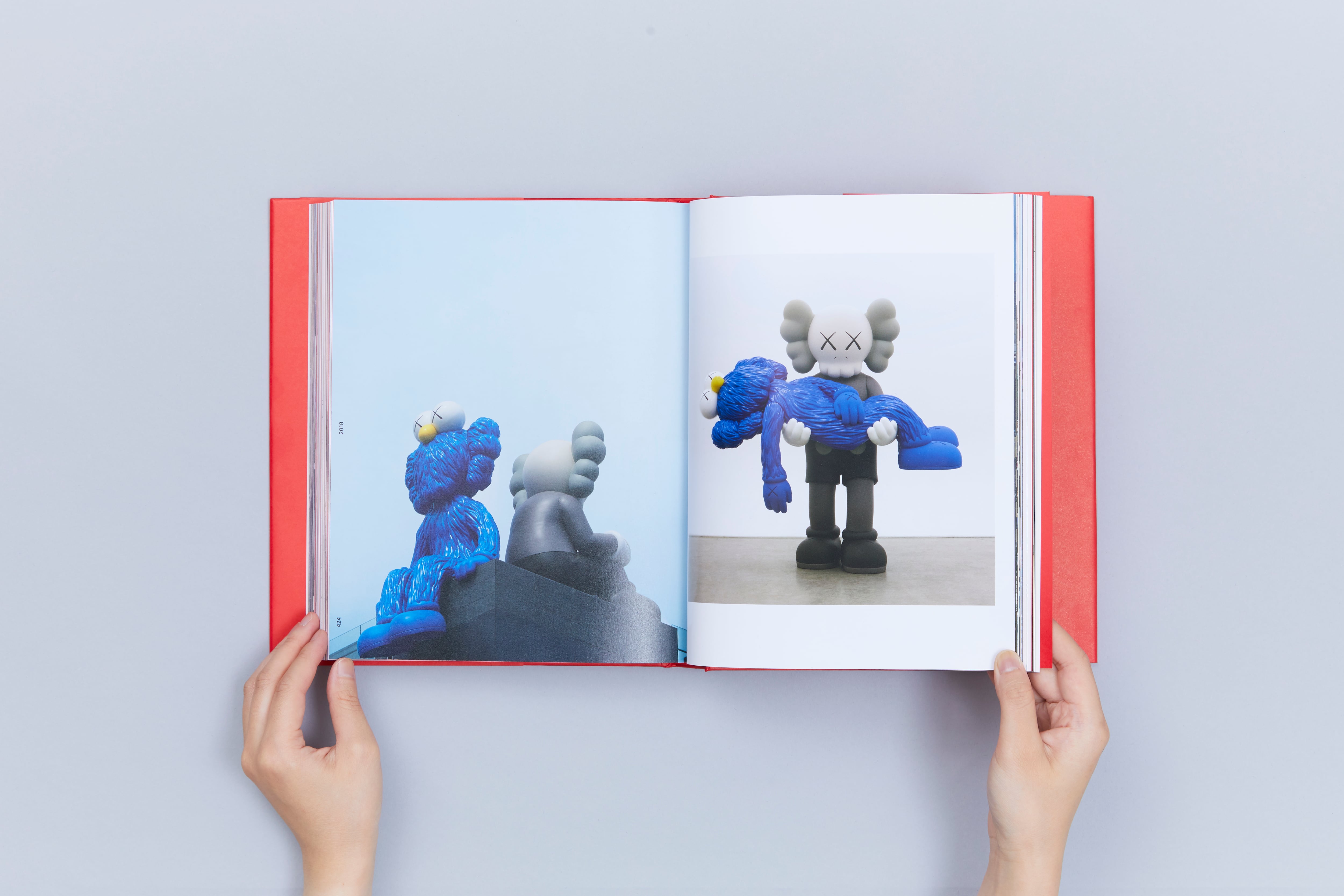 図録『KAWS TOKYO FIRST』 | Blue Sheep Shop