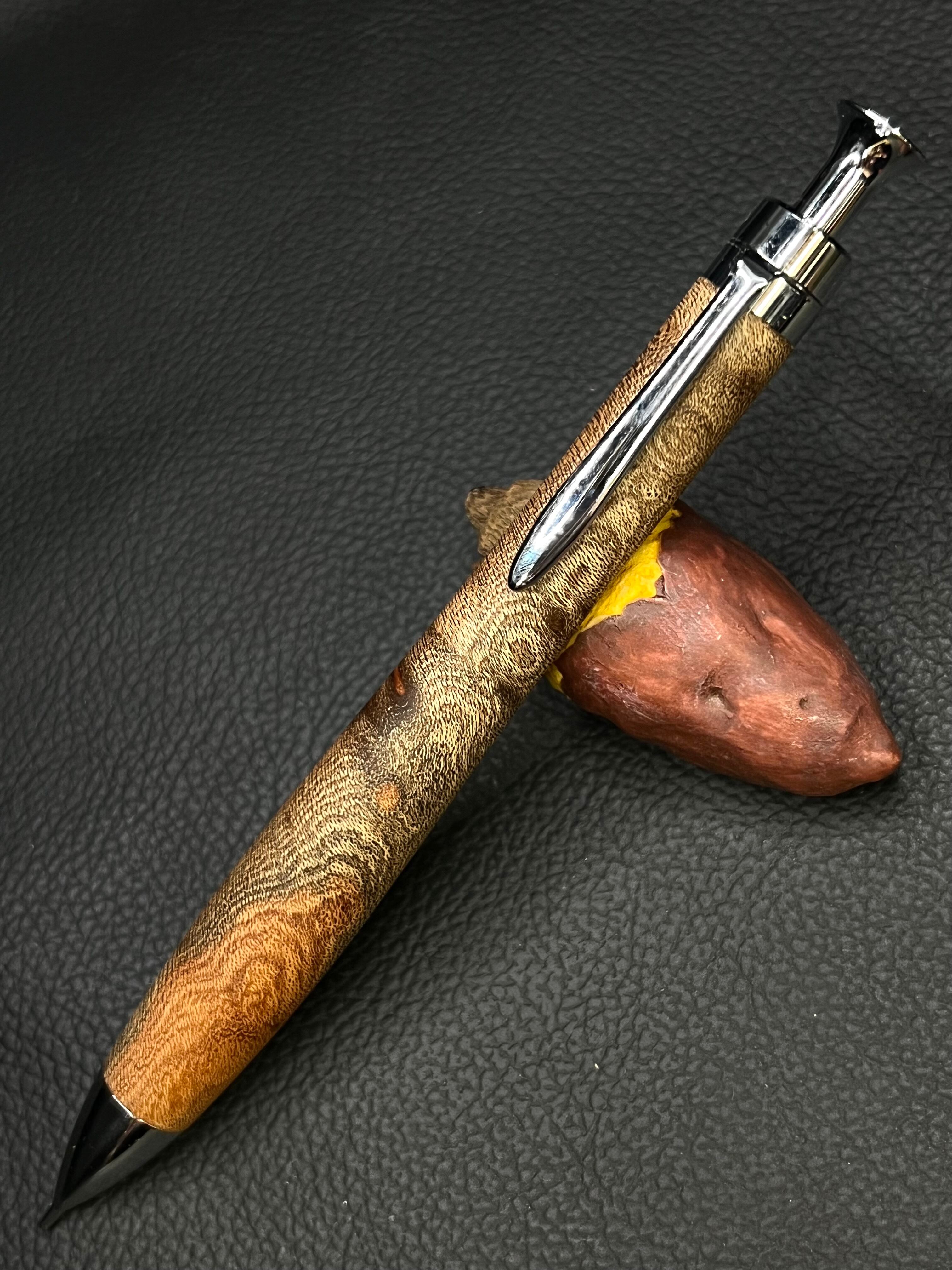 チ*コ様 工房楔とコブタ工房のペン 工房 楔 0.5mm シャープペンシル コルタ楔 クルミこぶ杢 | ペン