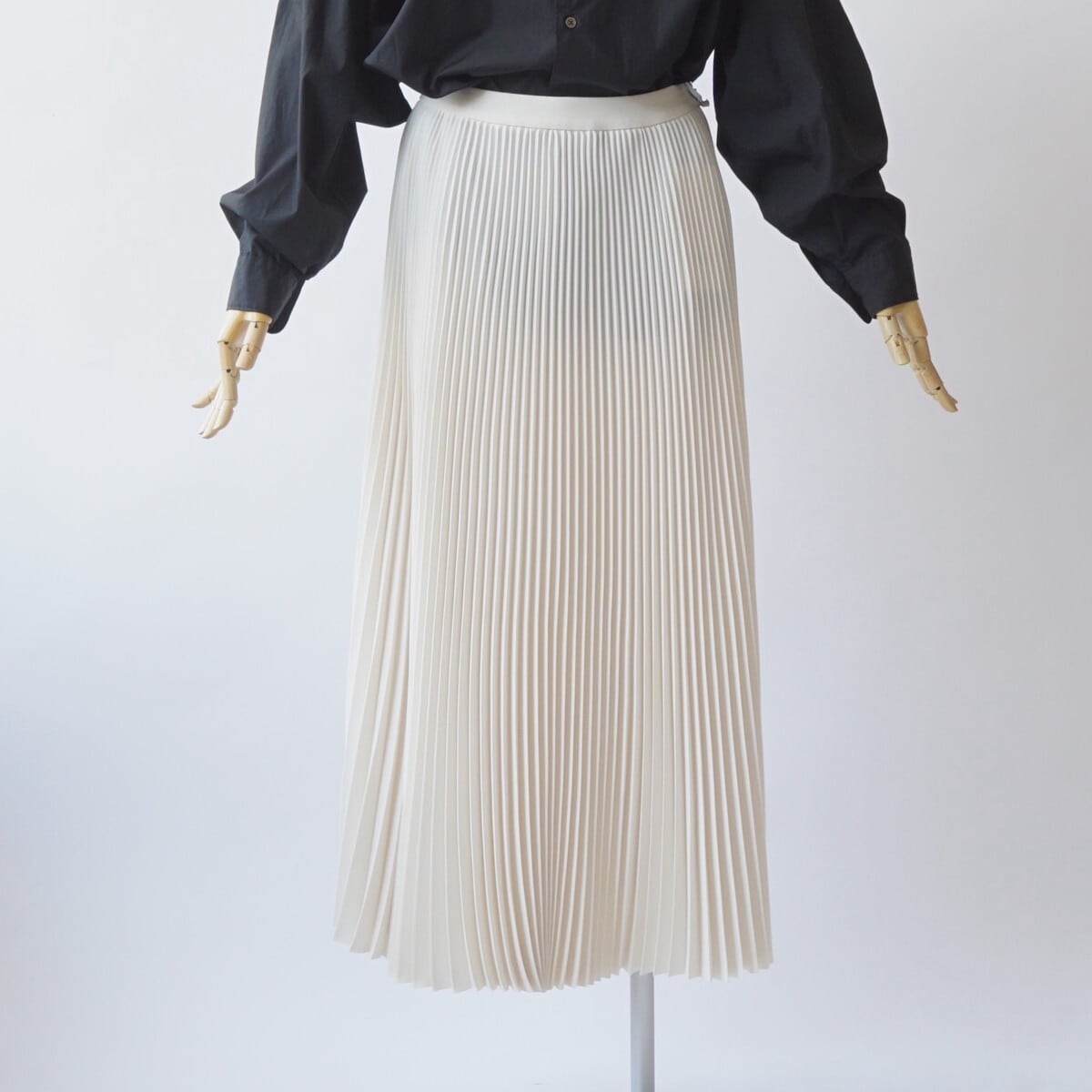 Graphpaper/グラフペーパー・Satin Pleats Skirt | a flat shop