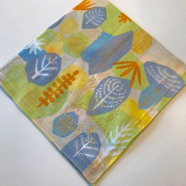 ひびのこづえ ハンカチ 木々