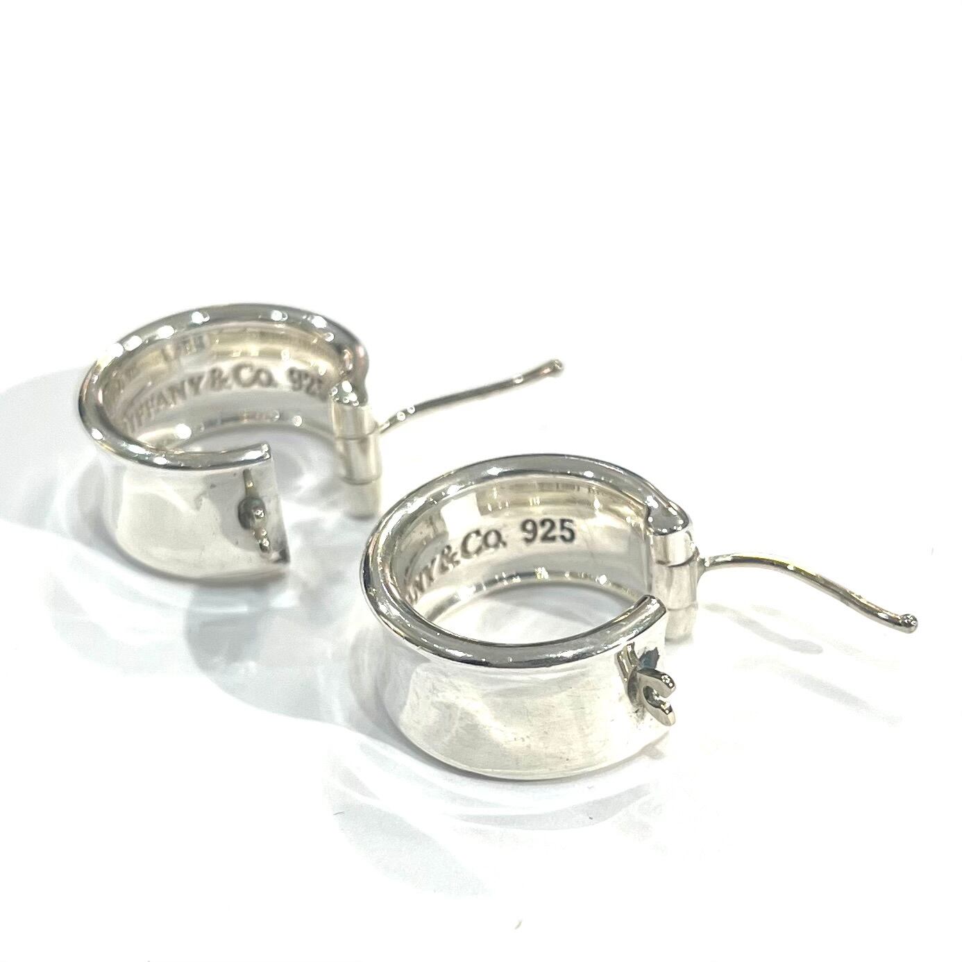 希少【TIFFANY&CO.】【ピアス】2596 T&CO SV925／1997刻印／重厚感ある