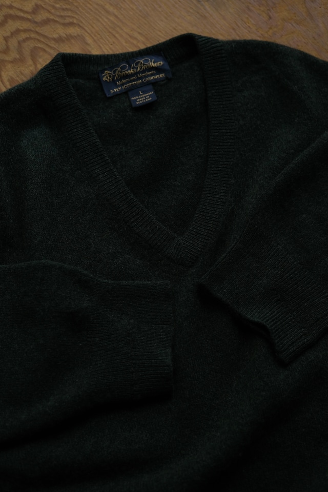 Utah/80-90's "Brooks Brothers" v-neck cashmere sweater/green