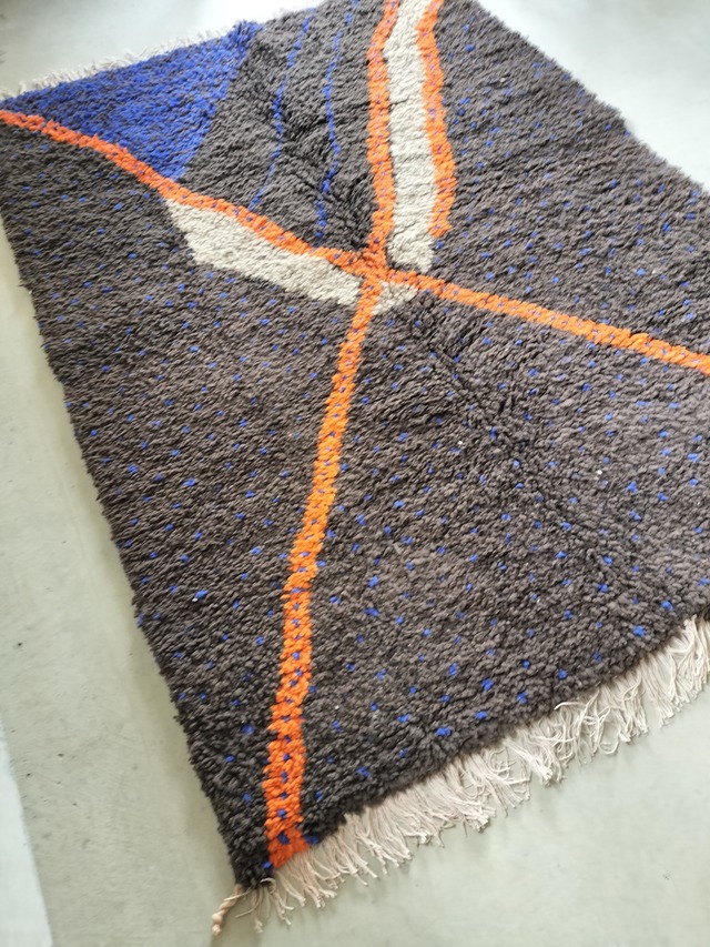 Moroccan rug 194✕143cm No.444