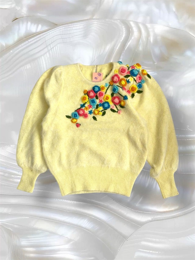 90s VTG flower embroidery mohair knit sweater