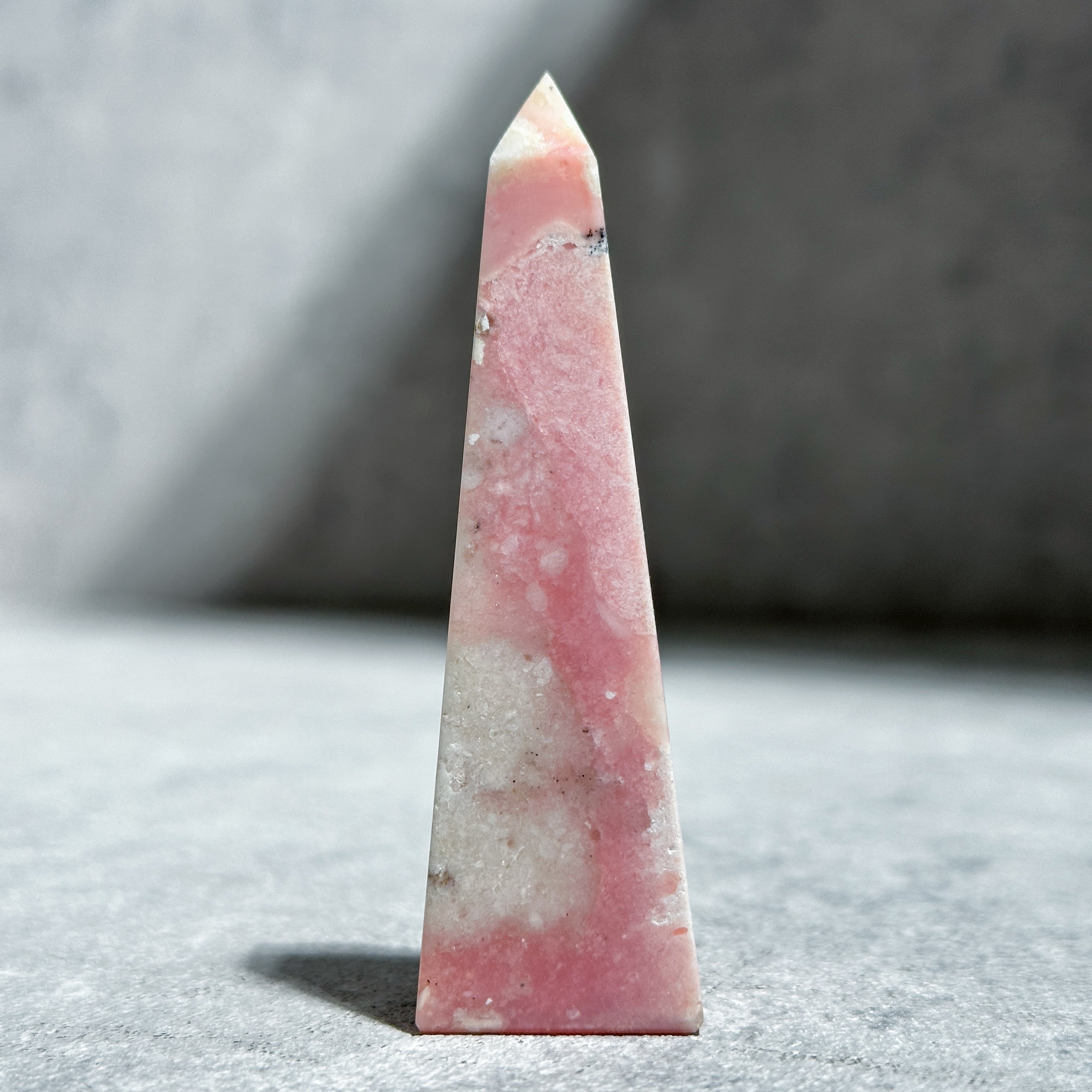 商談中♡♡ピンクオパール カービング天使の置物 ピンクオパール タワー44♡Pink Opal♡天然石・鉱物・パワーストーン