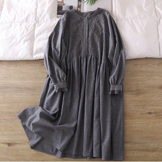 刺繍レースラウンドネック長袖ドレス　M1896