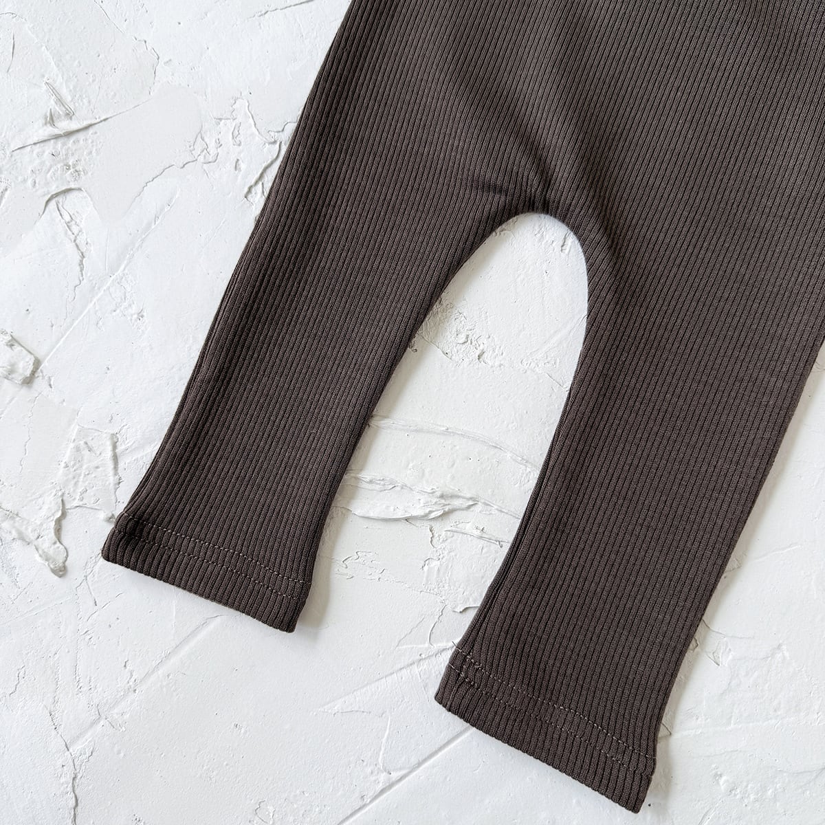 フリルサスペンダー付きレギンス