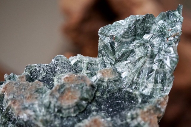 セラフィナイト 緑泥石 Seraphinite ③