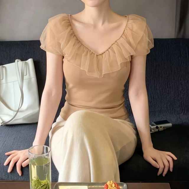 V neck elegant ruffle stitch slim shirt