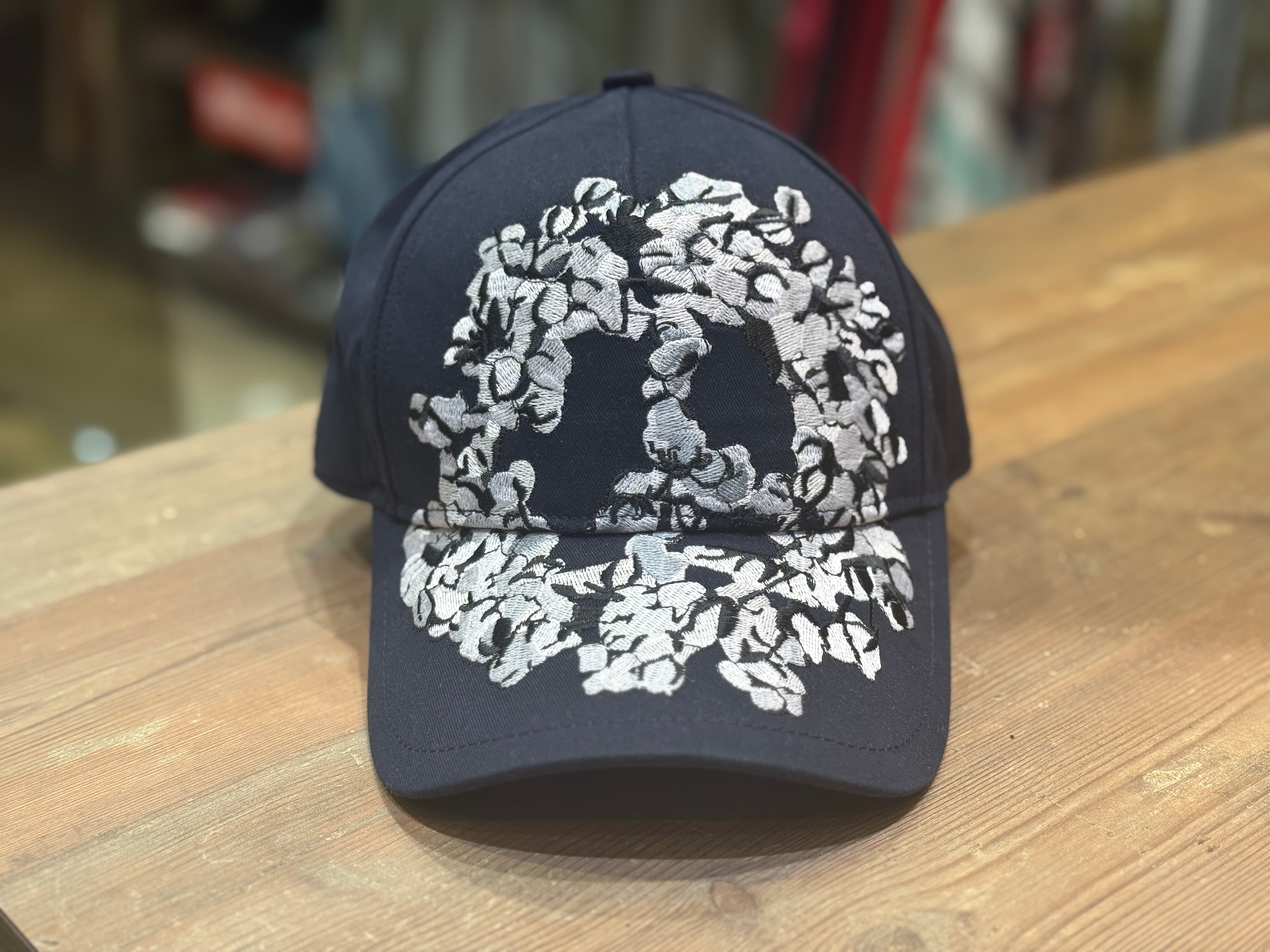 DENIM TEARS】THE COTTON WREATH FITTED CAP BLACK | DRYGOODS COMFORT