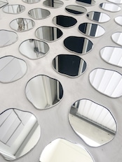 PUDDLE MIRROR PLATE / S / W85×H95 / FELT