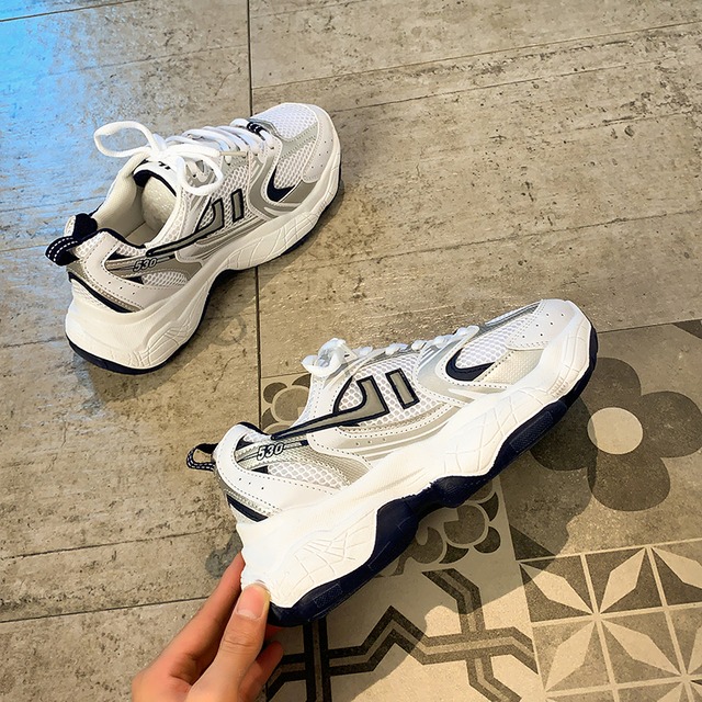 オータムレッドカジュアルソリッド カラー 靴 シューズ 秋物 ソリッドカラー 部族の婦人靴54440773634