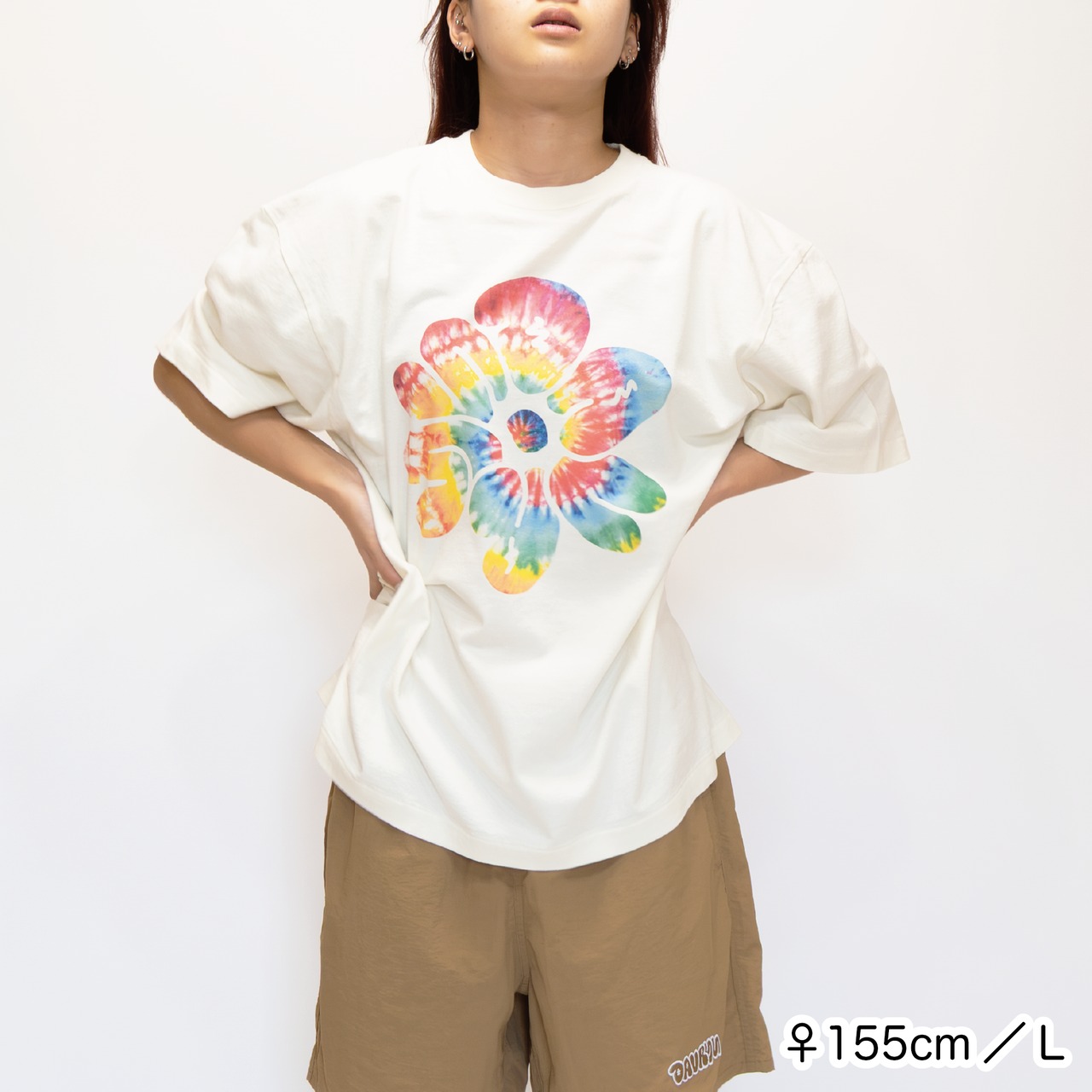 DAVRYU tiedye flower TEE [フェードホワイト]