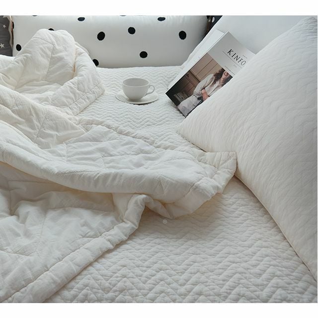 ホワイトマットレス ヘリンボーンキルティング Amazon | （アヴェク
