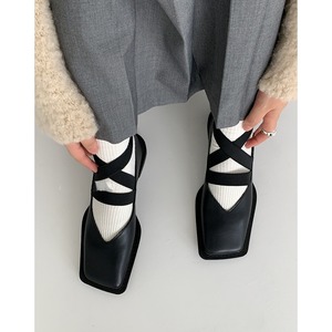 square toe cross strap shoes　e-0065